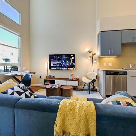 Creative 2 Levels Penthouse Apartment Los Angeles Exterior photo